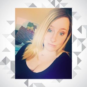 Meet your Posher, Helen